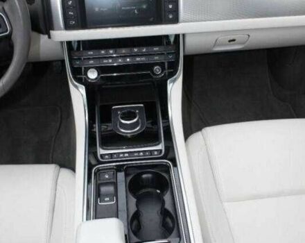 Черный Ягуар ХФ, объемом двигателя 3 л и пробегом 66 тыс. км за 3700 $, фото 12 на Automoto.ua