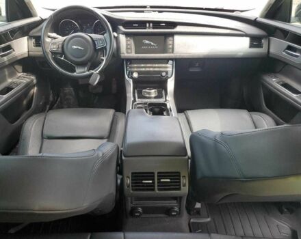 Черный Ягуар ХФ, объемом двигателя 3 л и пробегом 117 тыс. км за 1900 $, фото 5 на Automoto.ua