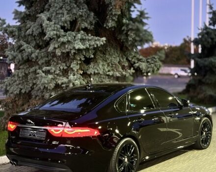 Черный Ягуар ХФ, объемом двигателя 2 л и пробегом 98 тыс. км за 18500 $, фото 3 на Automoto.ua