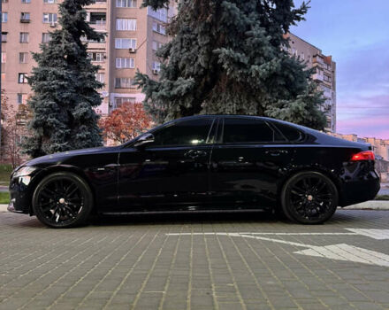 Черный Ягуар ХФ, объемом двигателя 2 л и пробегом 98 тыс. км за 19999 $, фото 3 на Automoto.ua