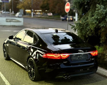 Черный Ягуар ХФ, объемом двигателя 2 л и пробегом 98 тыс. км за 19999 $, фото 11 на Automoto.ua