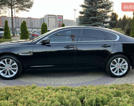 Черный Ягуар ХФ, объемом двигателя 0 л и пробегом 124 тыс. км за 20500 $, фото 3 на Automoto.ua