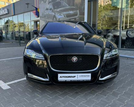 Черный Ягуар ХФ, объемом двигателя 2 л и пробегом 100 тыс. км за 26000 $, фото 2 на Automoto.ua
