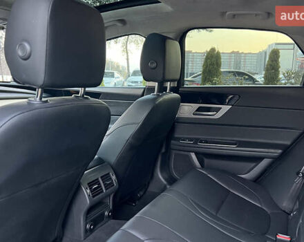 Черный Ягуар ХФ, объемом двигателя 0 л и пробегом 124 тыс. км за 20500 $, фото 22 на Automoto.ua