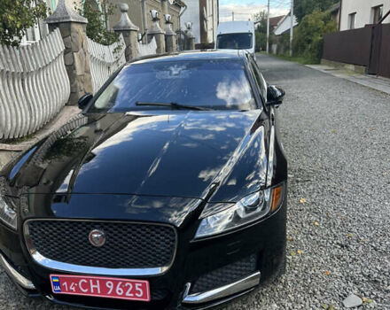 Чорний Ягуар ХФ, об'ємом двигуна 2 л та пробігом 123 тис. км за 19900 $, фото 3 на Automoto.ua