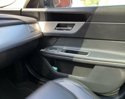 Чорний Ягуар ХФ, об'ємом двигуна 2 л та пробігом 79 тис. км за 23999 $, фото 16 на Automoto.ua