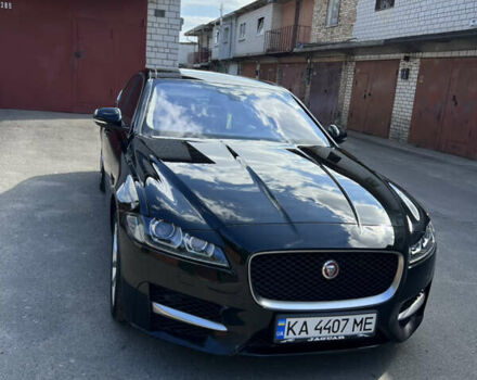 Чорний Ягуар ХФ, об'ємом двигуна 2 л та пробігом 79 тис. км за 23999 $, фото 4 на Automoto.ua