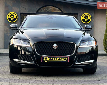 Черный Ягуар ХФ, объемом двигателя 0 л и пробегом 124 тыс. км за 20500 $, фото 1 на Automoto.ua