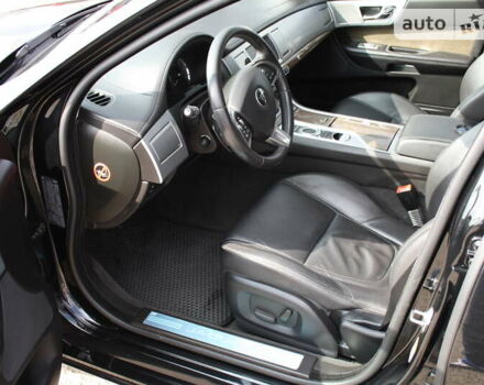 Черный Ягуар ХФ, объемом двигателя 2.18 л и пробегом 280 тыс. км за 13500 $, фото 9 на Automoto.ua