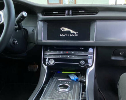 Чорний Ягуар ХФ, об'ємом двигуна 2 л та пробігом 91 тис. км за 26999 $, фото 30 на Automoto.ua