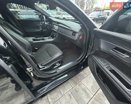 Черный Ягуар ХФ, объемом двигателя 2 л и пробегом 92 тыс. км за 26200 $, фото 31 на Automoto.ua