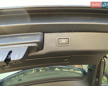 Чорний Ягуар ХФ, об'ємом двигуна 2 л та пробігом 91 тис. км за 26999 $, фото 42 на Automoto.ua