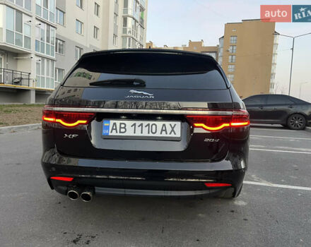 Чорний Ягуар ХФ, об'ємом двигуна 2 л та пробігом 91 тис. км за 26999 $, фото 4 на Automoto.ua