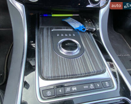 Чорний Ягуар ХФ, об'ємом двигуна 2 л та пробігом 91 тис. км за 26999 $, фото 37 на Automoto.ua