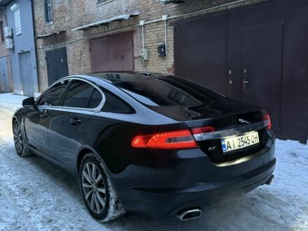 Черный Ягуар ХФ, объемом двигателя 2.7 л и пробегом 320 тыс. км за 8850 $, фото 1 на Automoto.ua