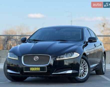 Черный Ягуар ХФ, объемом двигателя 2.97 л и пробегом 202 тыс. км за 9350 $, фото 1 на Automoto.ua