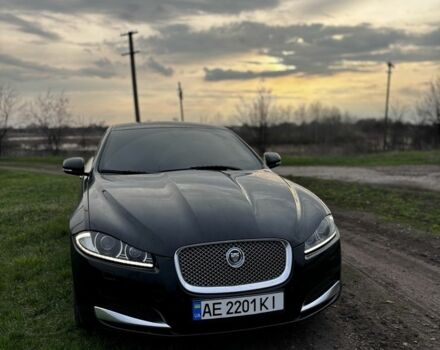 Чорний Ягуар ХФ, об'ємом двигуна 3 л та пробігом 195 тис. км за 11300 $, фото 1 на Automoto.ua