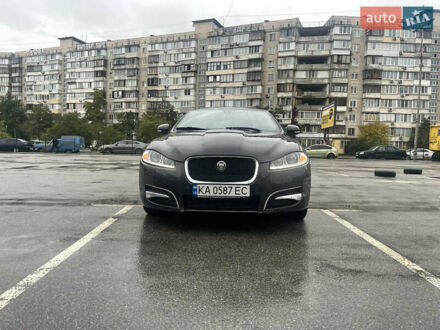 Ягуар ХФ 2013 в Киеве на Automoto.ua Черный Ягуар ХФ, объемом двигателя 3 л и пробегом 70 тыс. км за 17000 $, фото 1 на Automoto.ua