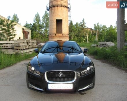 Черный Ягуар ХФ, объемом двигателя 2 л и пробегом 218 тыс. км за 9900 $, фото 1 на Automoto.ua