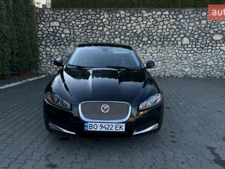 Черный Ягуар ХФ, объемом двигателя 2 л и пробегом 215 тыс. км за 12800 $, фото 1 на Automoto.ua