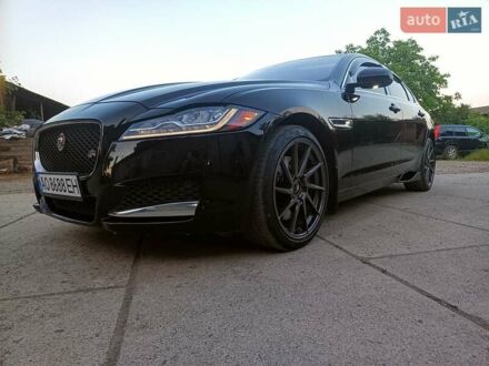 Черный Ягуар ХФ, объемом двигателя 3 л и пробегом 118 тыс. км за 21500 $, фото 1 на Automoto.ua