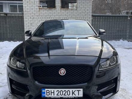 Черный Ягуар ХФ, объемом двигателя 2 л и пробегом 103 тыс. км за 16500 $, фото 1 на Automoto.ua