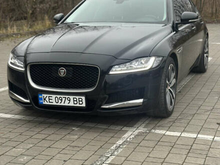 Черный Ягуар ХФ, объемом двигателя 2 л и пробегом 135 тыс. км за 17500 $, фото 1 на Automoto.ua