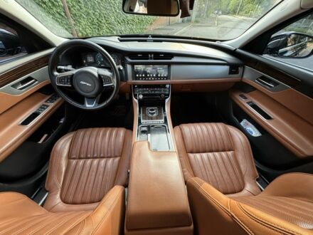 Ягуар ХФ 2017 в Одессе на Automoto.ua Черный Ягуар ХФ, объемом двигателя 2 л и пробегом 169 тыс. км за 18999 $, фото 1 на Automoto.ua
