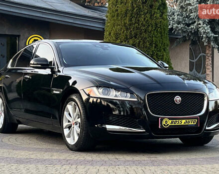 Черный Ягуар ХФ, объемом двигателя 0 л и пробегом 124 тыс. км за 20500 $, фото 1 на Automoto.ua