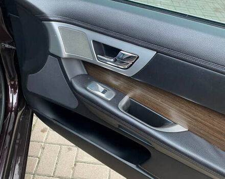 Коричневий Ягуар ХФ, об'ємом двигуна 2.18 л та пробігом 250 тис. км за 9300 $, фото 6 на Automoto.ua