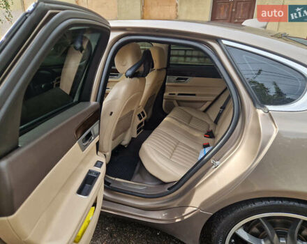 Коричневый Ягуар ХФ, объемом двигателя 2 л и пробегом 130 тыс. км за 20500 $, фото 11 на Automoto.ua