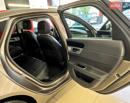 Ягуар ХФ 2016 в Одессе на Automoto.ua Коричневый Ягуар ХФ, объемом двигателя 2 л и пробегом 53 тыс. км за 17000 $, фото 18 на Automoto.ua