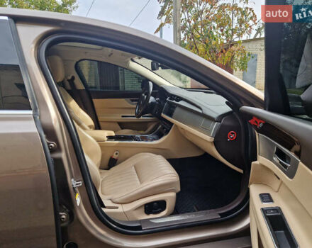 Коричневый Ягуар ХФ, объемом двигателя 2 л и пробегом 130 тыс. км за 20500 $, фото 17 на Automoto.ua