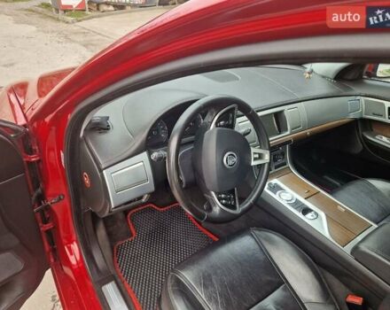 Червоний Ягуар ХФ, об'ємом двигуна 3 л та пробігом 157 тис. км за 18500 $, фото 9 на Automoto.ua