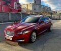 Красный Ягуар ХФ, объемом двигателя 2 л и пробегом 178 тыс. км за 11000 $, фото 1 на Automoto.ua