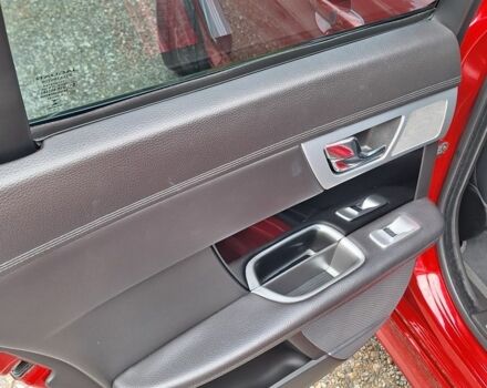 Красный Ягуар ХФ, объемом двигателя 3 л и пробегом 150 тыс. км за 15196 $, фото 8 на Automoto.ua