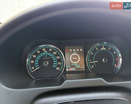 Красный Ягуар ХФ, объемом двигателя 2.97 л и пробегом 112 тыс. км за 15500 $, фото 16 на Automoto.ua