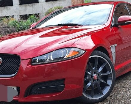 Красный Ягуар ХФ, объемом двигателя 3 л и пробегом 150 тыс. км за 15196 $, фото 11 на Automoto.ua