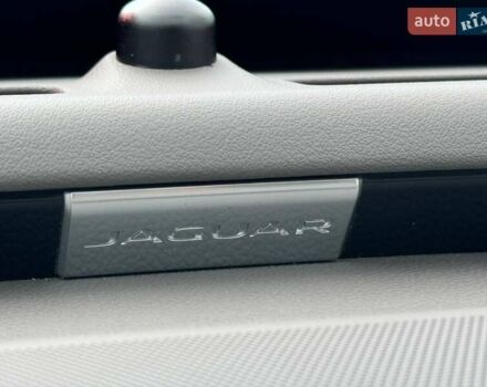 Красный Ягуар ХФ, объемом двигателя 3 л и пробегом 129 тыс. км за 15490 $, фото 23 на Automoto.ua