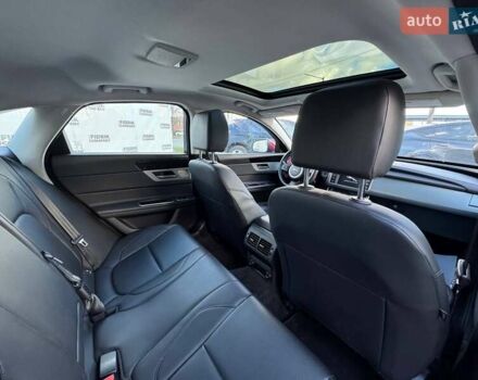 Червоний Ягуар ХФ, об'ємом двигуна 2 л та пробігом 214 тис. км за 10800 $, фото 13 на Automoto.ua