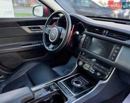 Червоний Ягуар ХФ, об'ємом двигуна 2 л та пробігом 214 тис. км за 10800 $, фото 11 на Automoto.ua