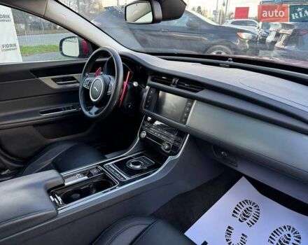 Червоний Ягуар ХФ, об'ємом двигуна 2 л та пробігом 214 тис. км за 10800 $, фото 12 на Automoto.ua