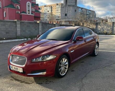 Красный Ягуар ХФ, объемом двигателя 2 л и пробегом 178 тыс. км за 10000 $, фото 1 на Automoto.ua