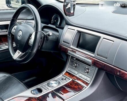 Ягуар ХФ, об'ємом двигуна 3 л та пробігом 298 тис. км за 13190 $, фото 12 на Automoto.ua