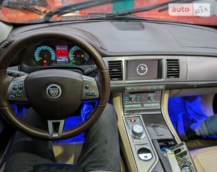 Ягуар ХФ, объемом двигателя 2.72 л и пробегом 257 тыс. км за 9000 $, фото 4 на Automoto.ua