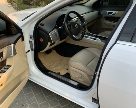 Ягуар ХФ, объемом двигателя 2 л и пробегом 120 тыс. км за 12700 $, фото 8 на Automoto.ua