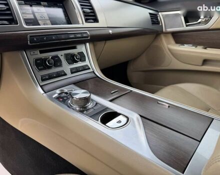 Ягуар ХФ, объемом двигателя 2.2 л и пробегом 146 тыс. км за 15300 $, фото 12 на Automoto.ua