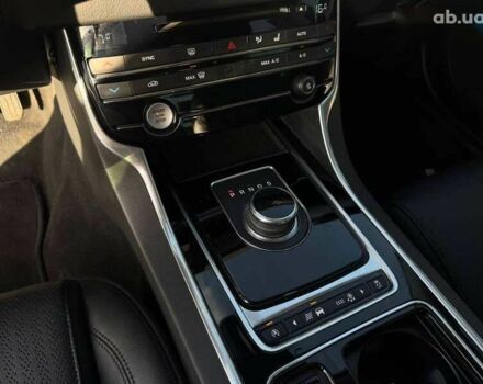 Ягуар ХФ, объемом двигателя 2 л и пробегом 112 тыс. км за 17900 $, фото 14 на Automoto.ua