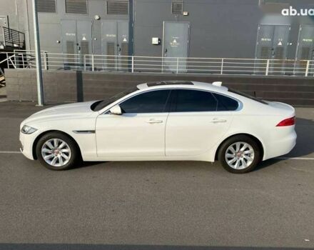 Ягуар ХФ, объемом двигателя 2 л и пробегом 112 тыс. км за 17900 $, фото 4 на Automoto.ua