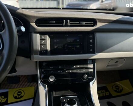Ягуар ХФ, об'ємом двигуна 3 л та пробігом 92 тис. км за 15900 $, фото 27 на Automoto.ua